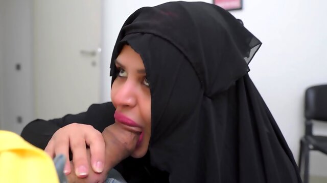 Muslim Hijab girl caught me jerking off 3