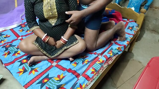 Bengali Bhabhi Ki Chut Mein Ungali Dalkar Sex Kiya Village Wife Fucing