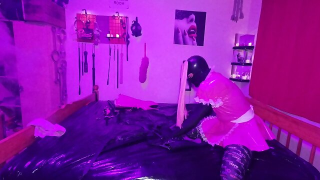 Sissy Maids Armbinder Self Bondage In Ballet Boots