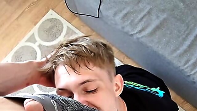 I fucked a sweet twink in my mouth and finished, deep throat