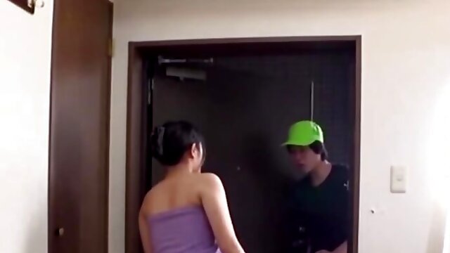 Delivery Boy, Japanese Wife Cheating, Go Out, Money, Asian, Handjob, Beauty