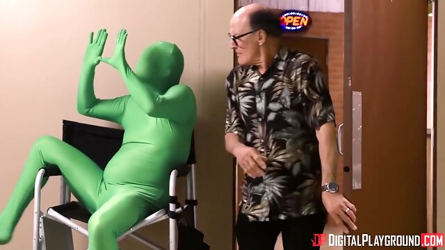 Tiffany Watson Passionate Babe Crazy Sex Story