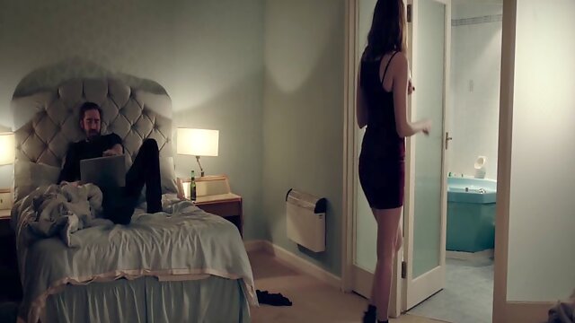 Karen Gillan in video