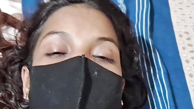 Bangladeshi Sex Video, Desi Bhabhi, Hidden, Teen, 18, Kissing