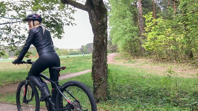 German Pissing In Mouth, Outdoor Anal, Pee On Cock, Leather Piss, Leather Leggings