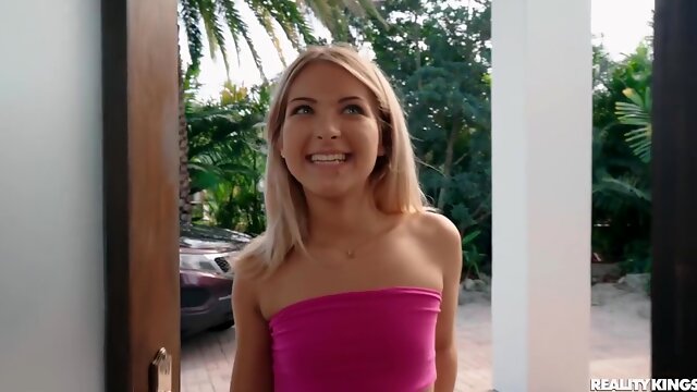 Sex With Petite Teen 18+ Emma Bugg