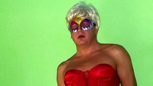 Masturbasing to the cream