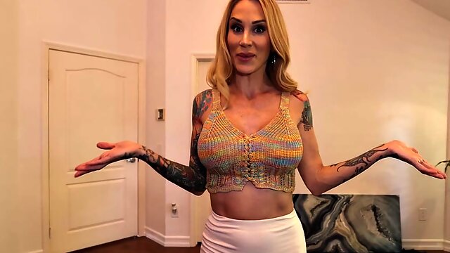 Tattooed stepmom deepthroats stepson in POV