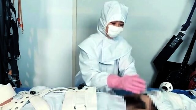 Japanese nurse in uniform delivers handjob masterpiece