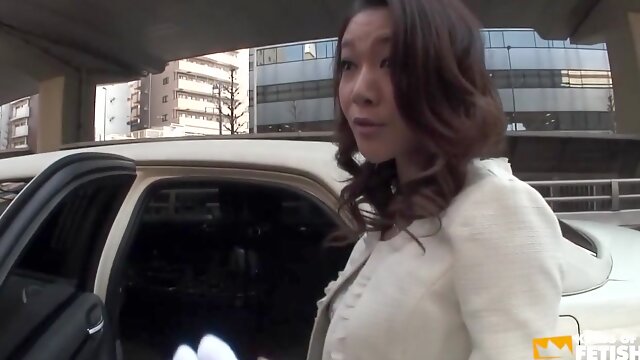 Busty Japanese Babe Sucks The Limousine Driver And Swallows His Load