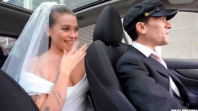 Hung Chauffeur Fucks The Bride Yae Triplex