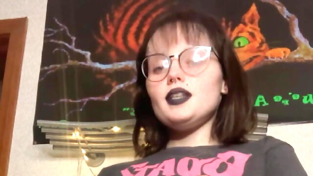 Goth slut legal teen SPOOKYBARBIEGRL rides your face POV