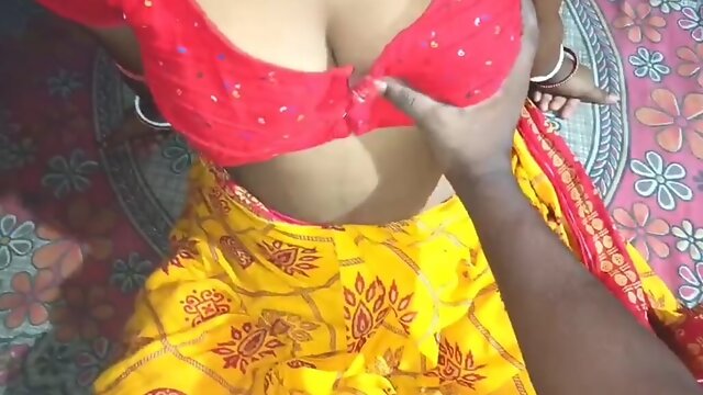 Bengali Aunty, Big Tits, Natural, Nipples, Stepmom, Indian, Desi